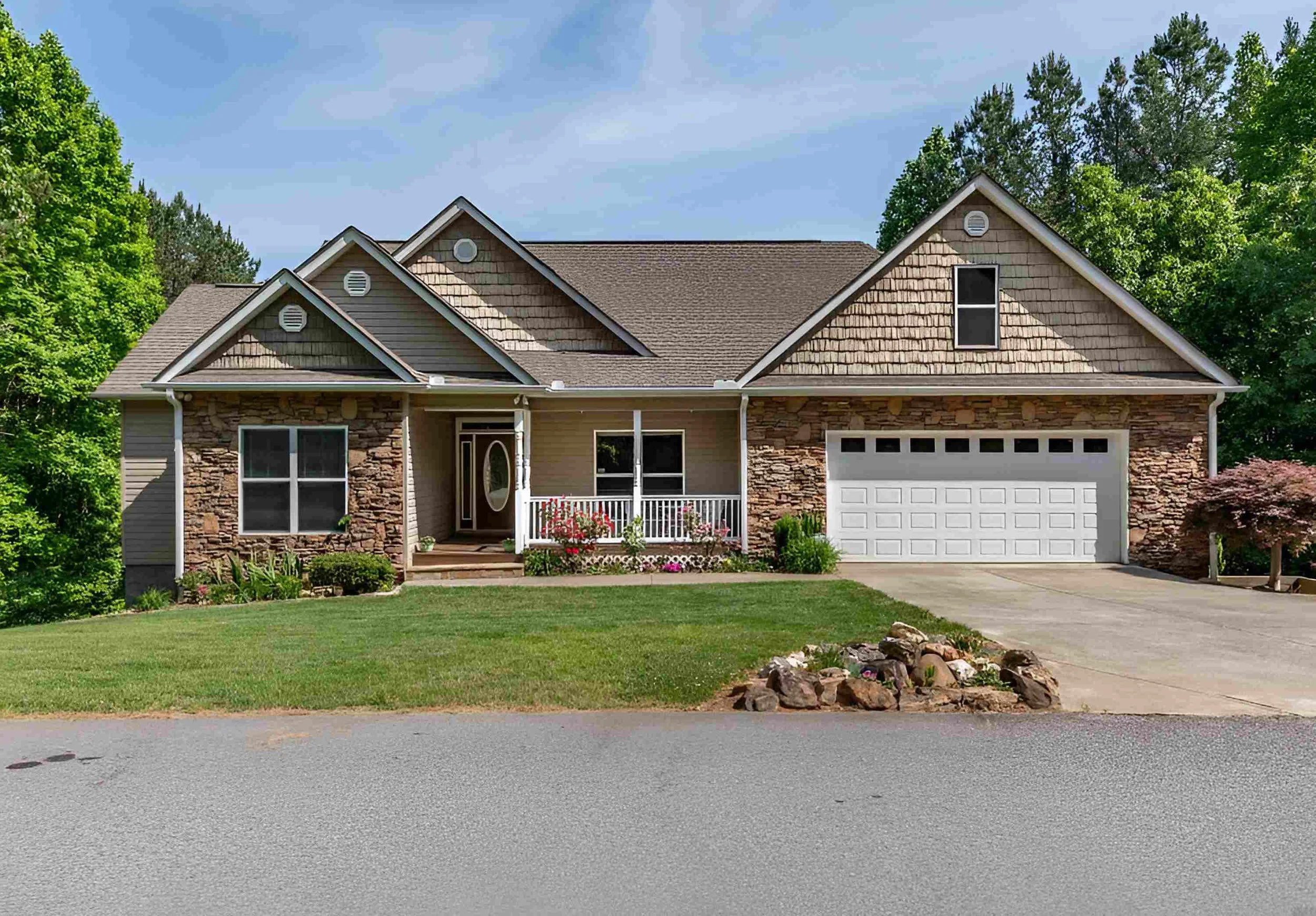 Riverside on Lake Nottely, Blairsville GA Home