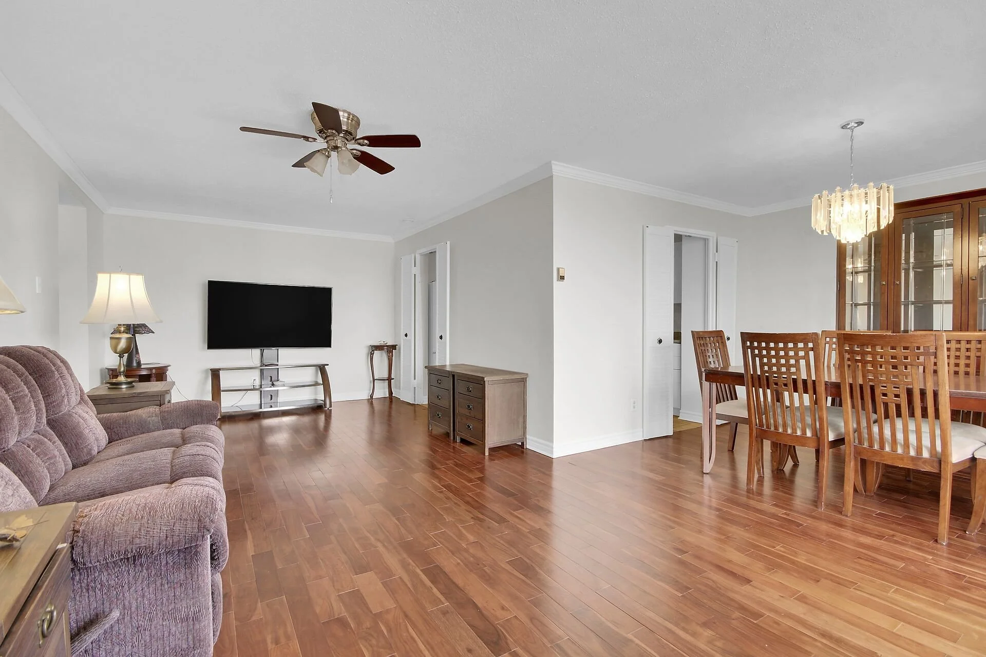 virtual-tour-363529-29.jpg