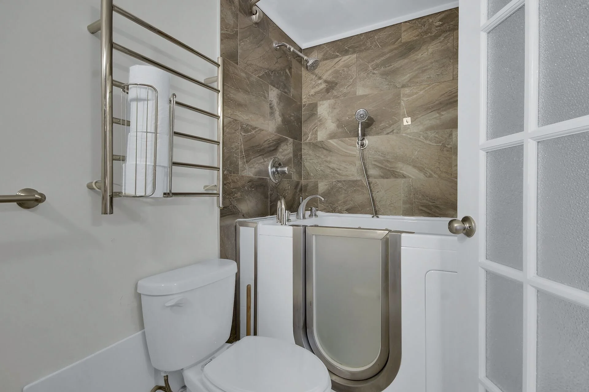 virtual-tour-363529-44.jpg