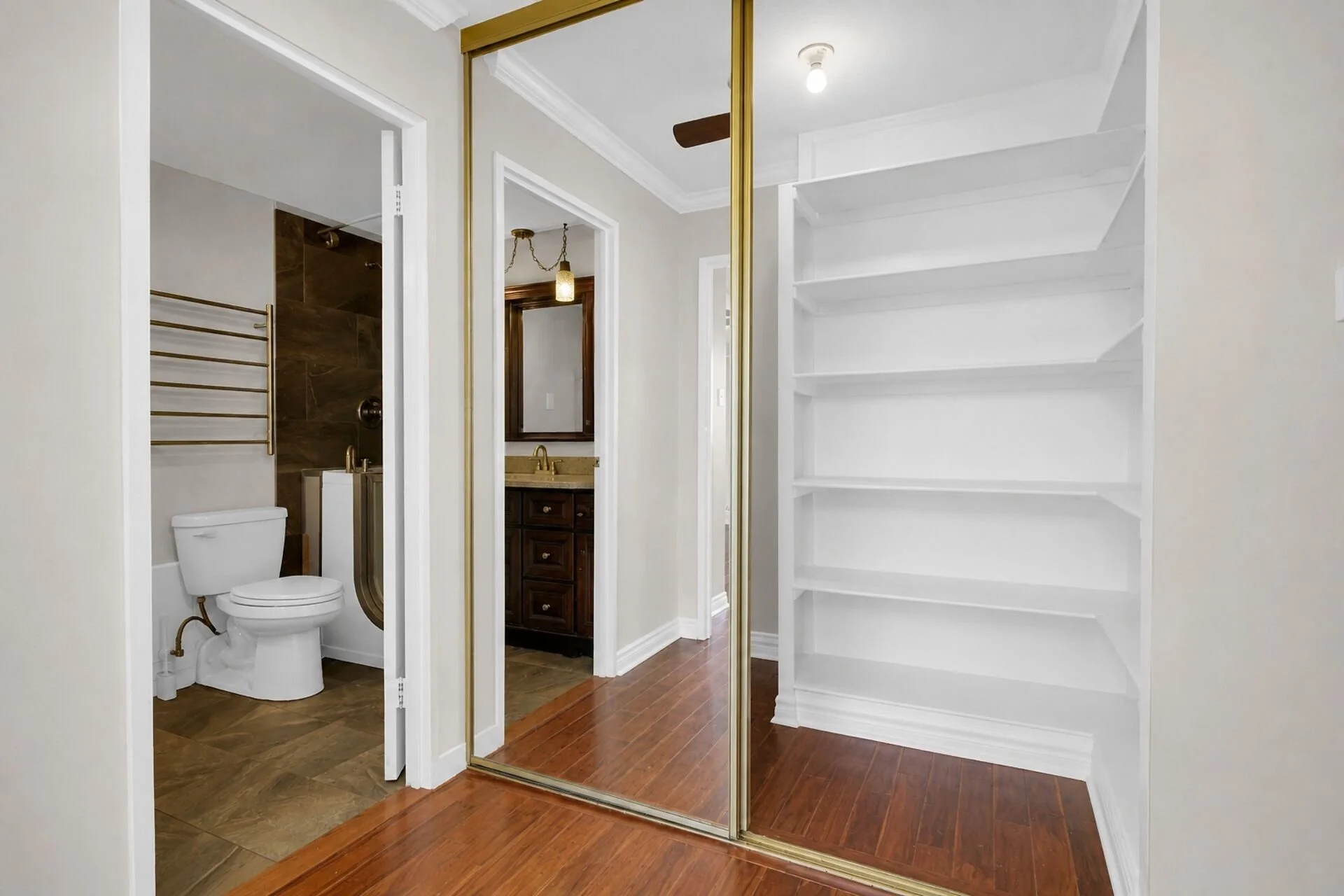 virtual-tour-363529-02.jpg