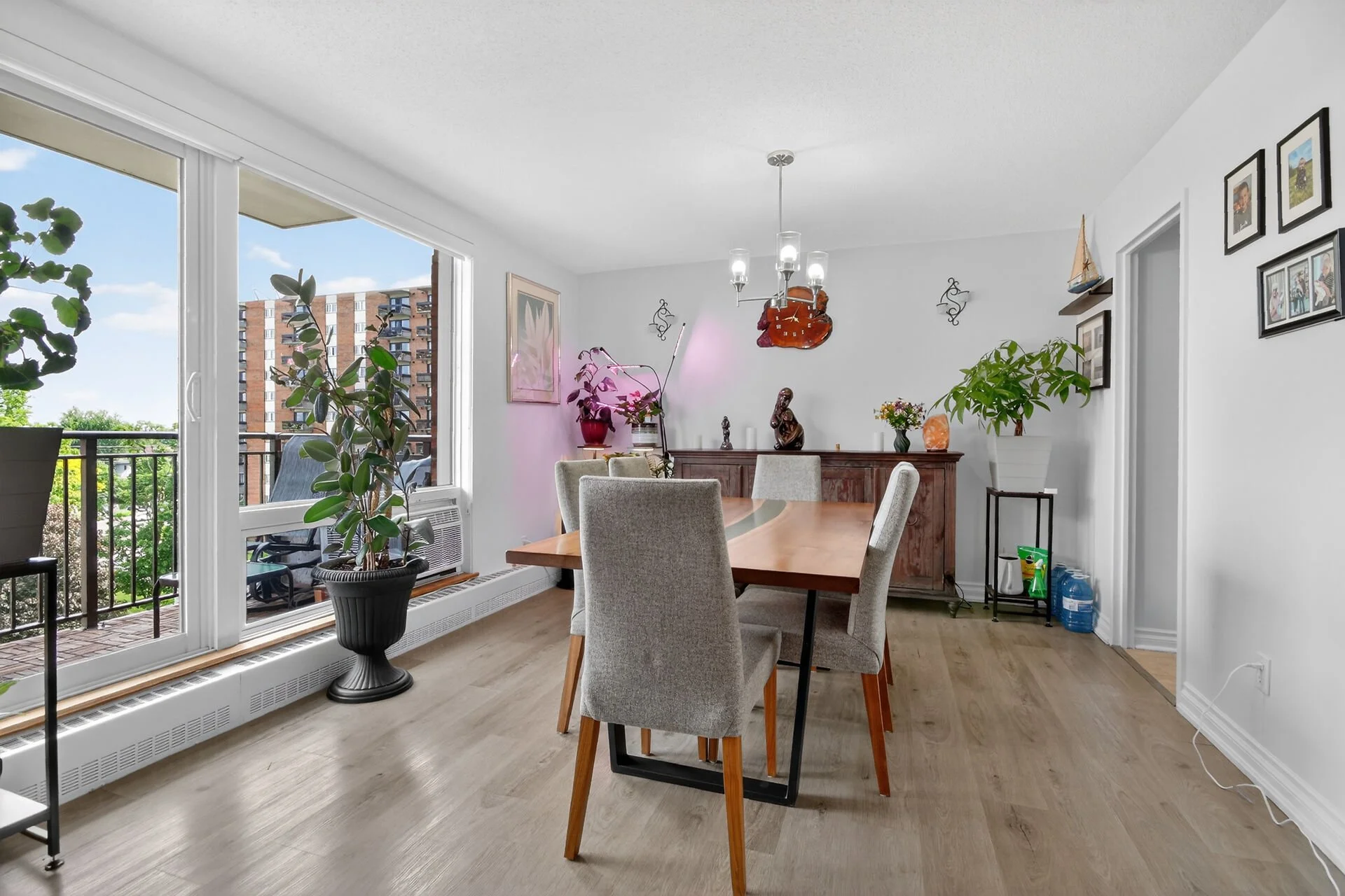 virtual-tour-364157-36.jpg