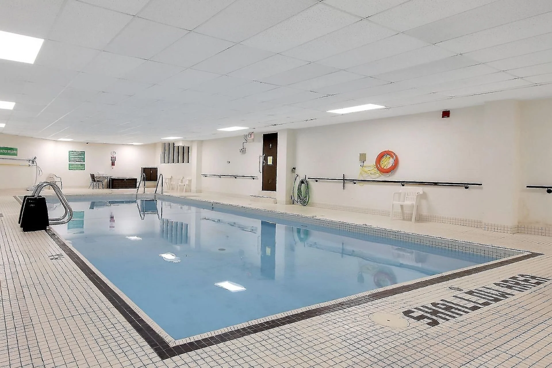 virtual-tour-364157-02.jpg