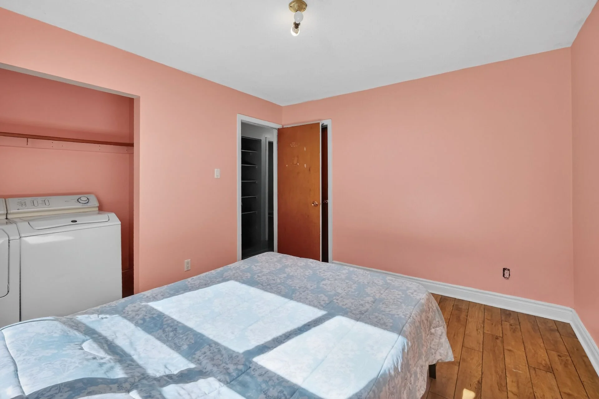 virtual-tour-364224-33.jpg