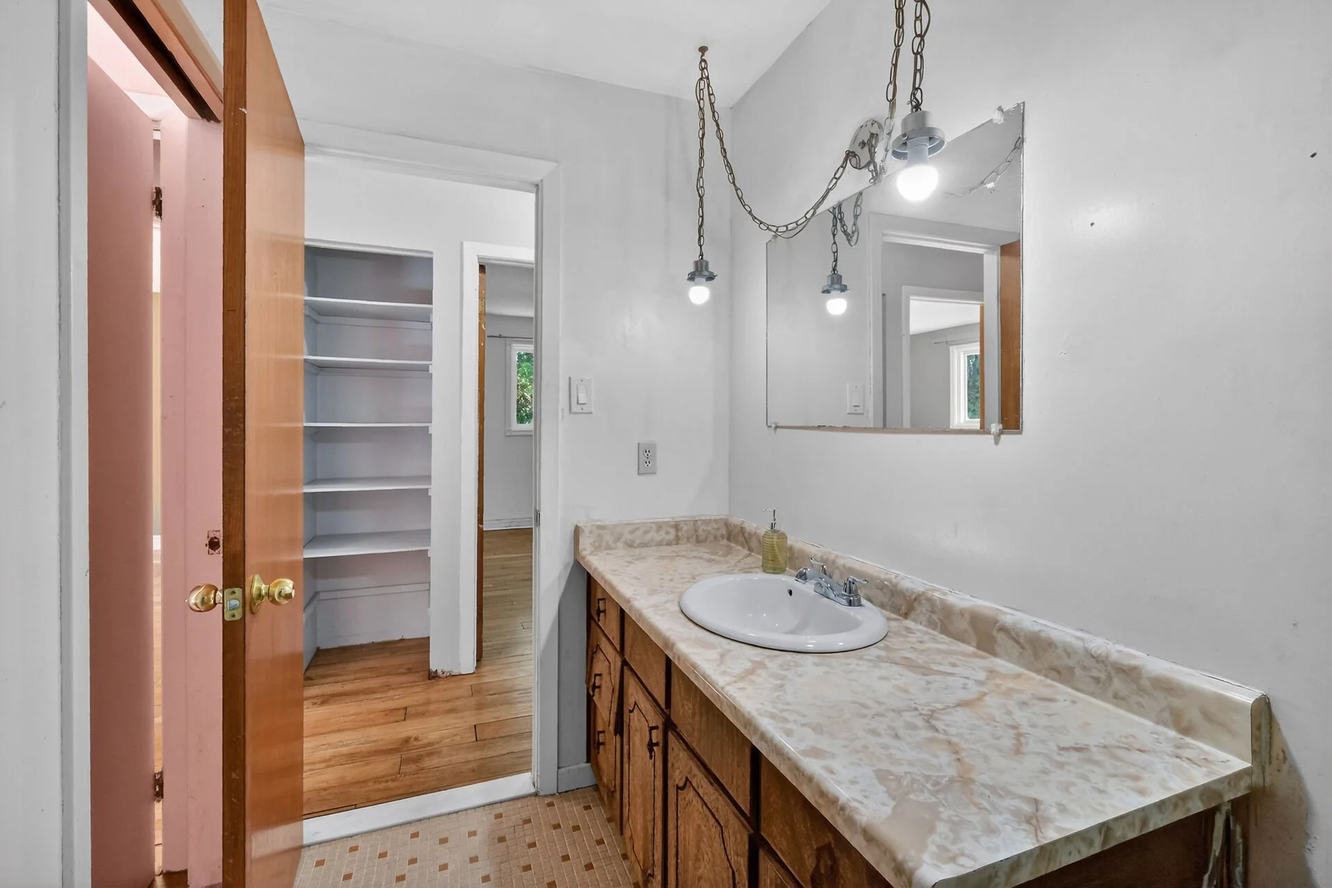 virtual-tour-364224-37.jpg