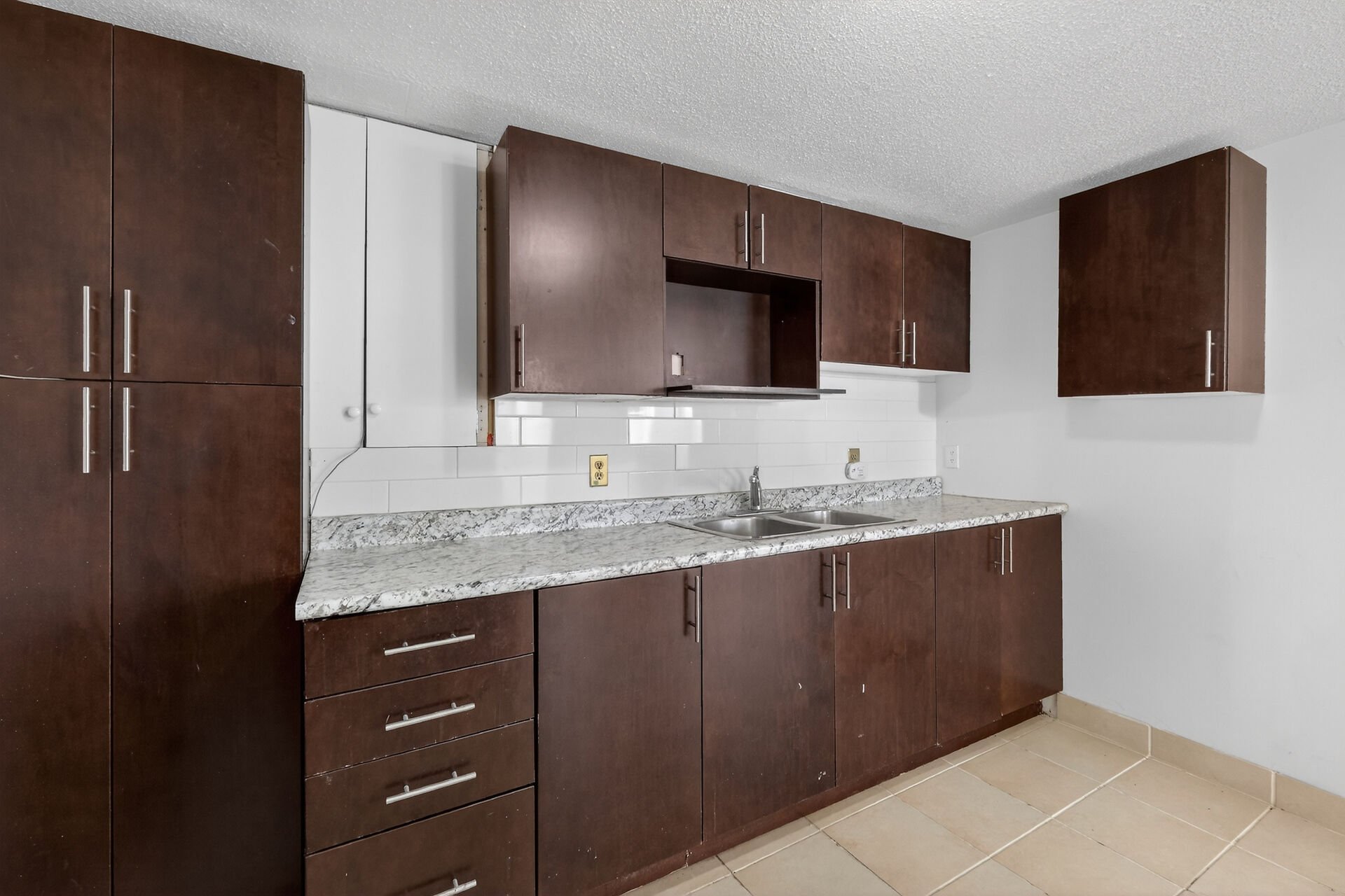 virtual-tour-364224-43.jpg