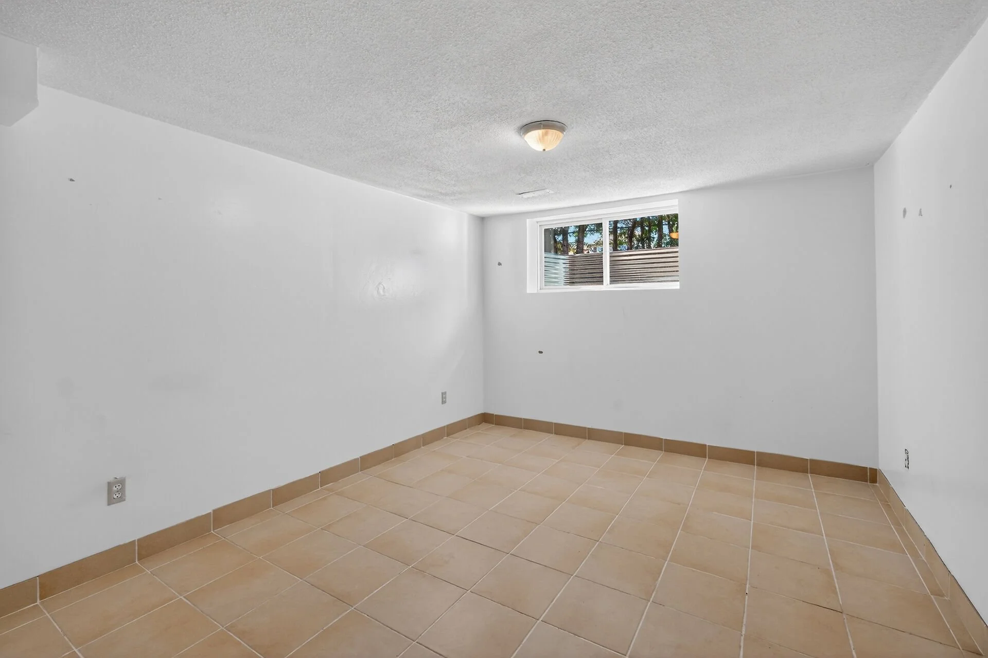 virtual-tour-364224-47.jpg