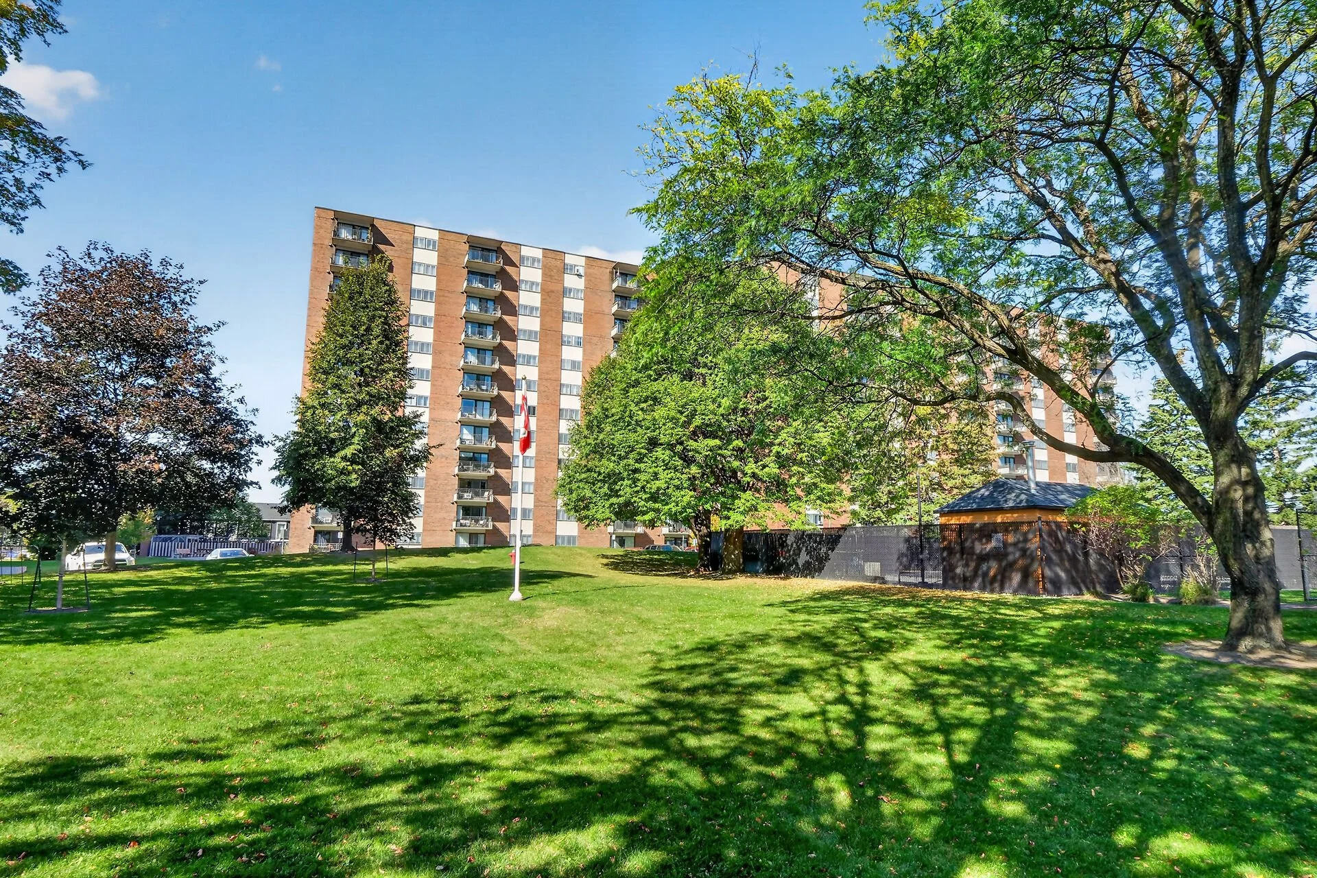virtual-tour-366355-02.jpg