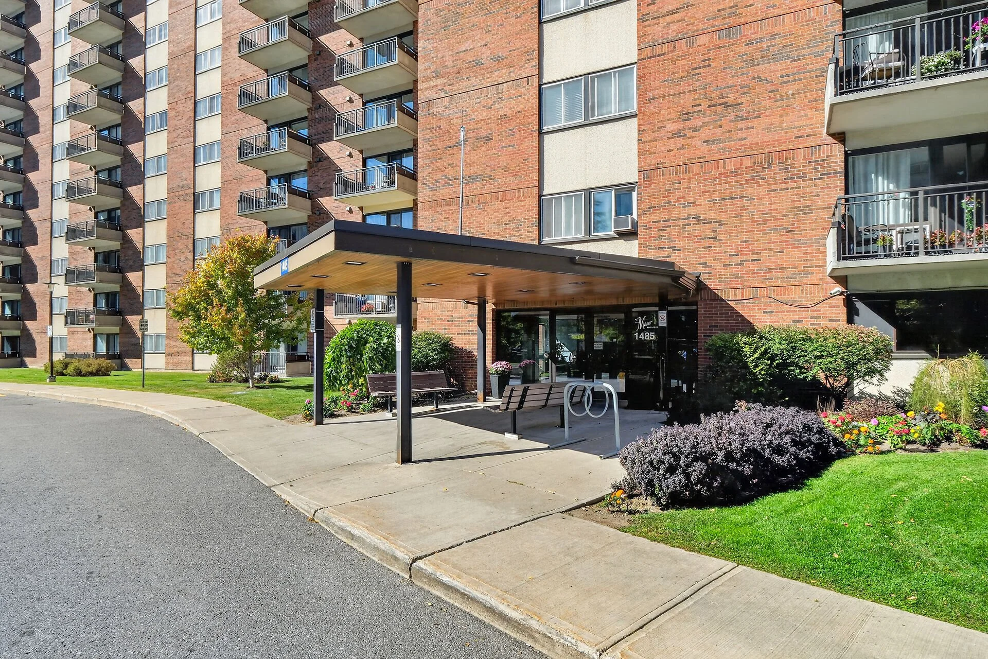 virtual-tour-366355-06.jpg