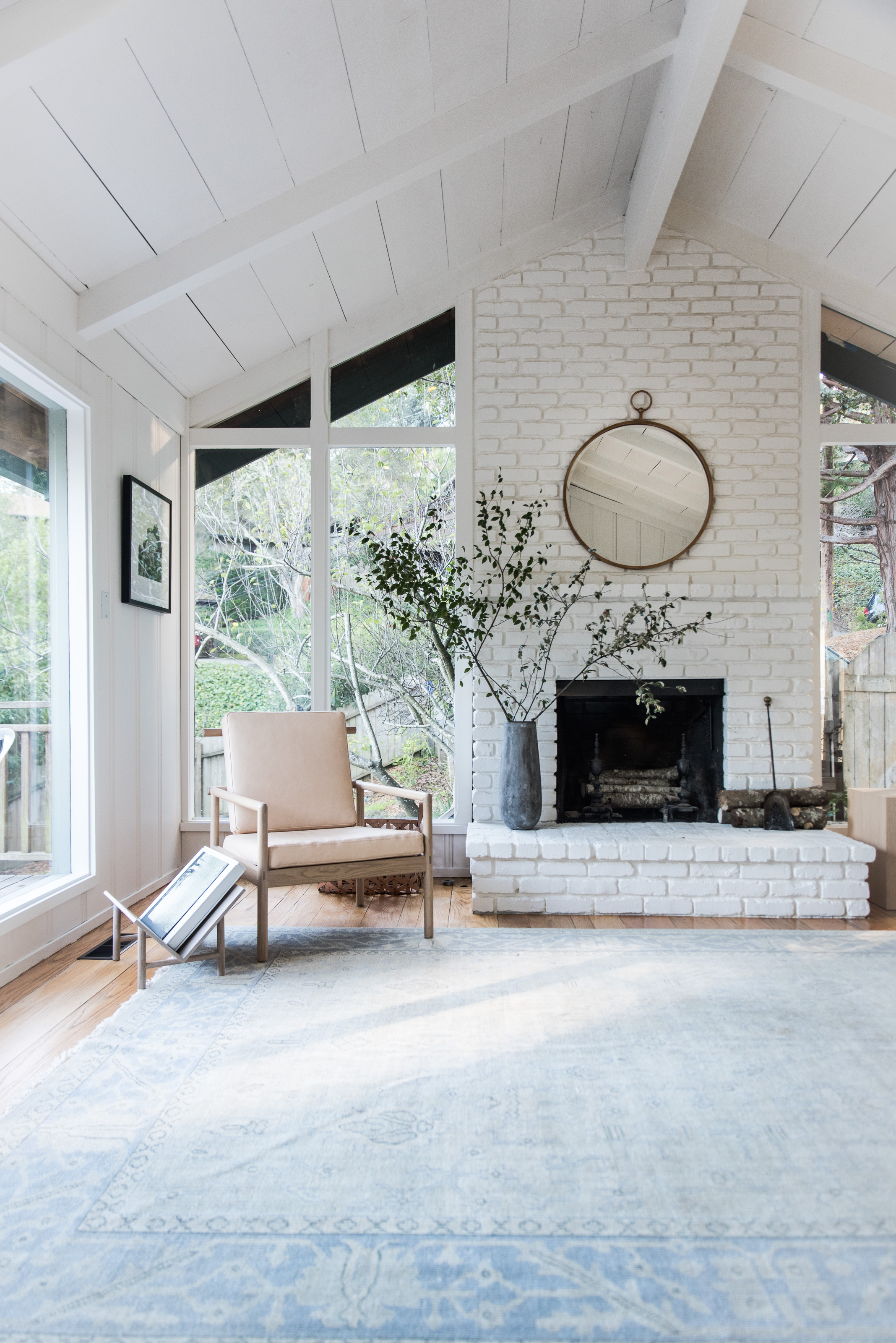  Amanda Anderson photographed a bright and airy home in Mill Valley, California, in 2019 with the help of interior designer and stylist Tracy Simmons. 