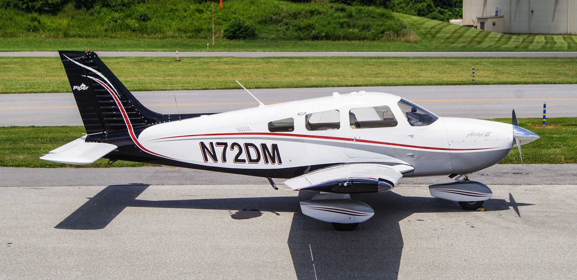 N72DM-7.jpg