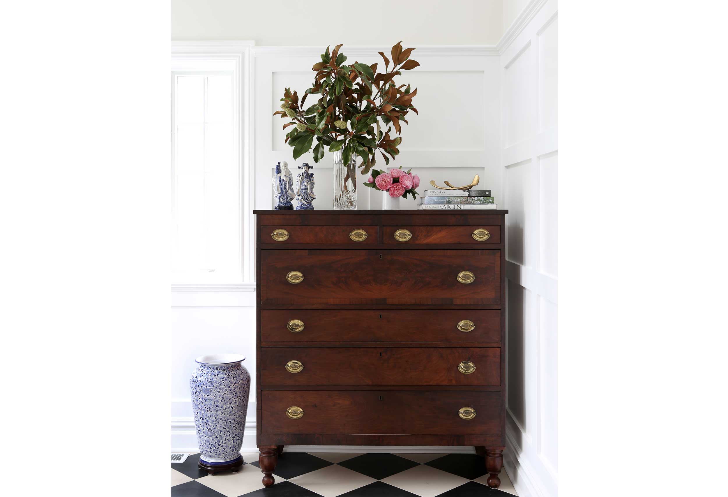 4a_ChestnutHall_ElizabethCooperInteriors.jpg