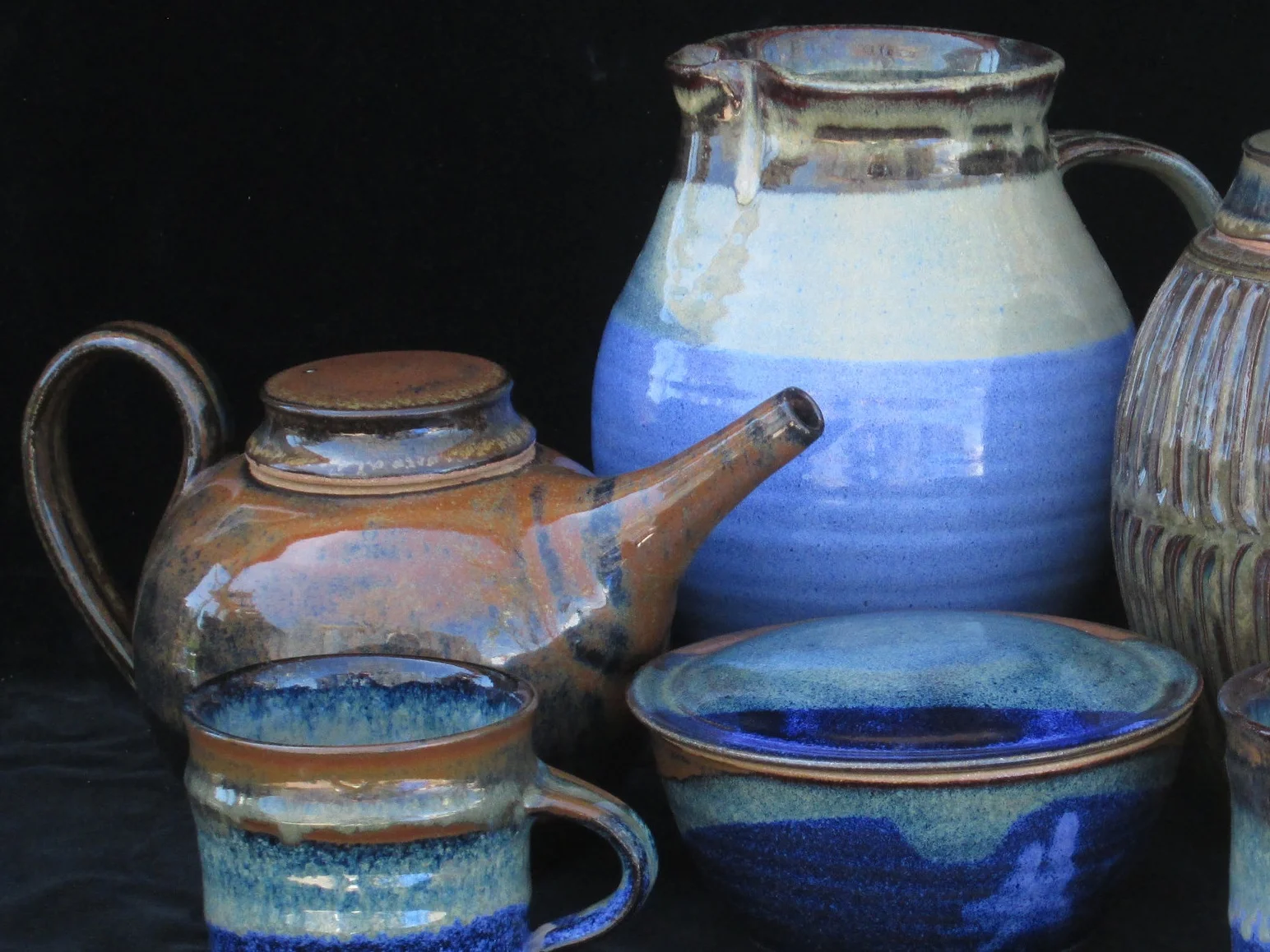 Glazing and Firing with Scott Goewey All weekend Studio Location #17 205 Aspen St.