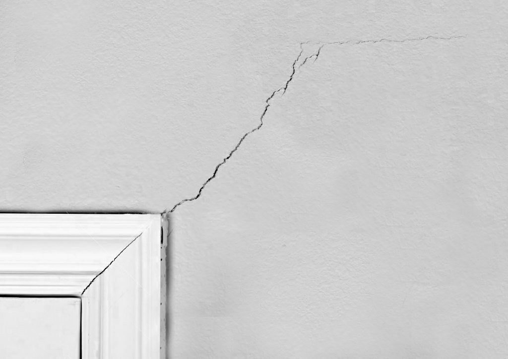 drywall-crack2.jpg