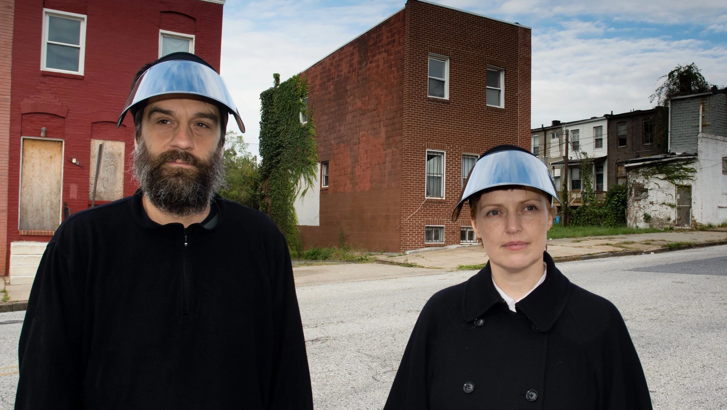 Hamerkop (Annabel Alpers, Ex-Bachelorette) Performs two space pop shows in surround sound