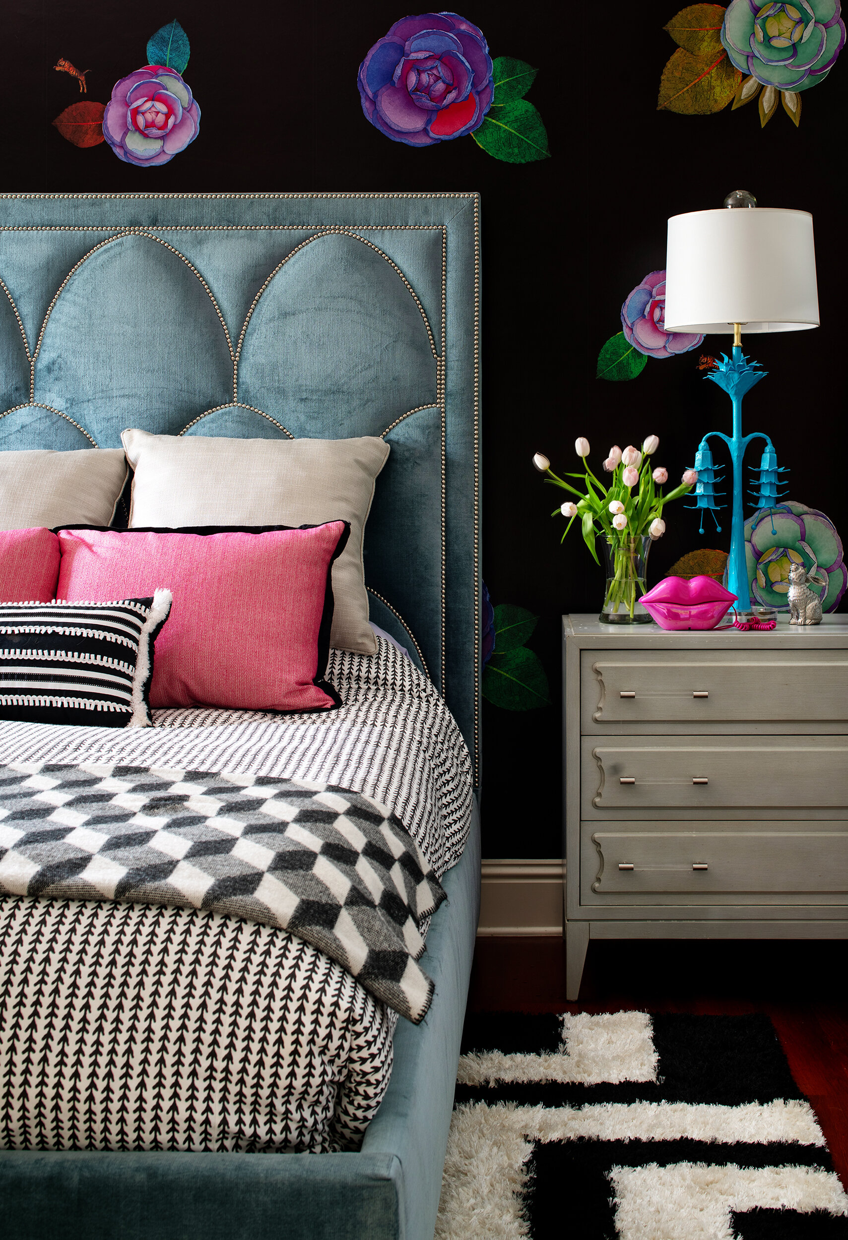 Retro bold bedroom black white blue and pink