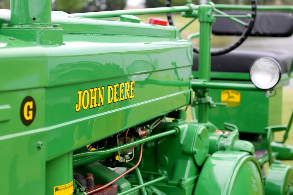 1953 John Deere G Westside Tractor Restoration