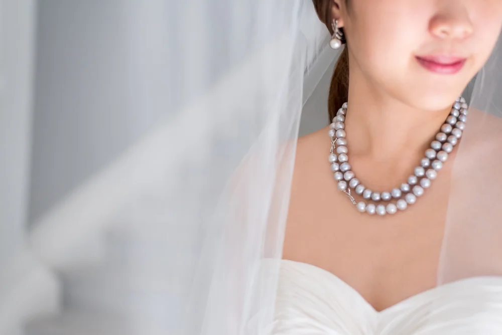 bridal pearl necklace