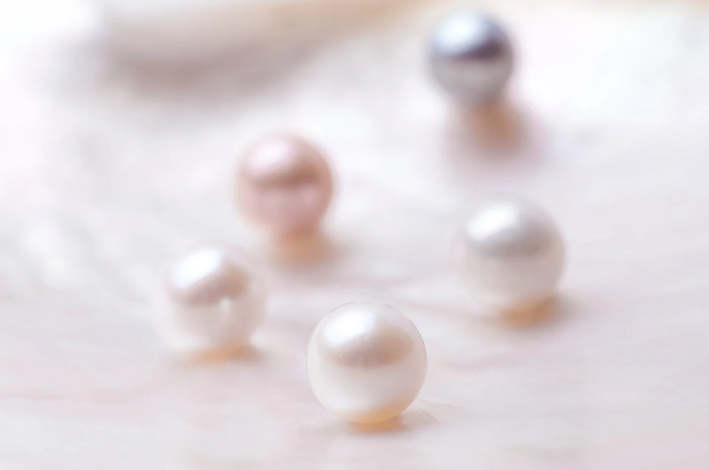 Choo Yilin Pearl Bar: Freshwater Pearls