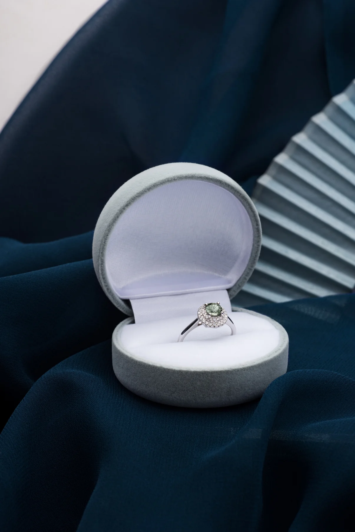 Engagement-Ring_Sapphire.jpg