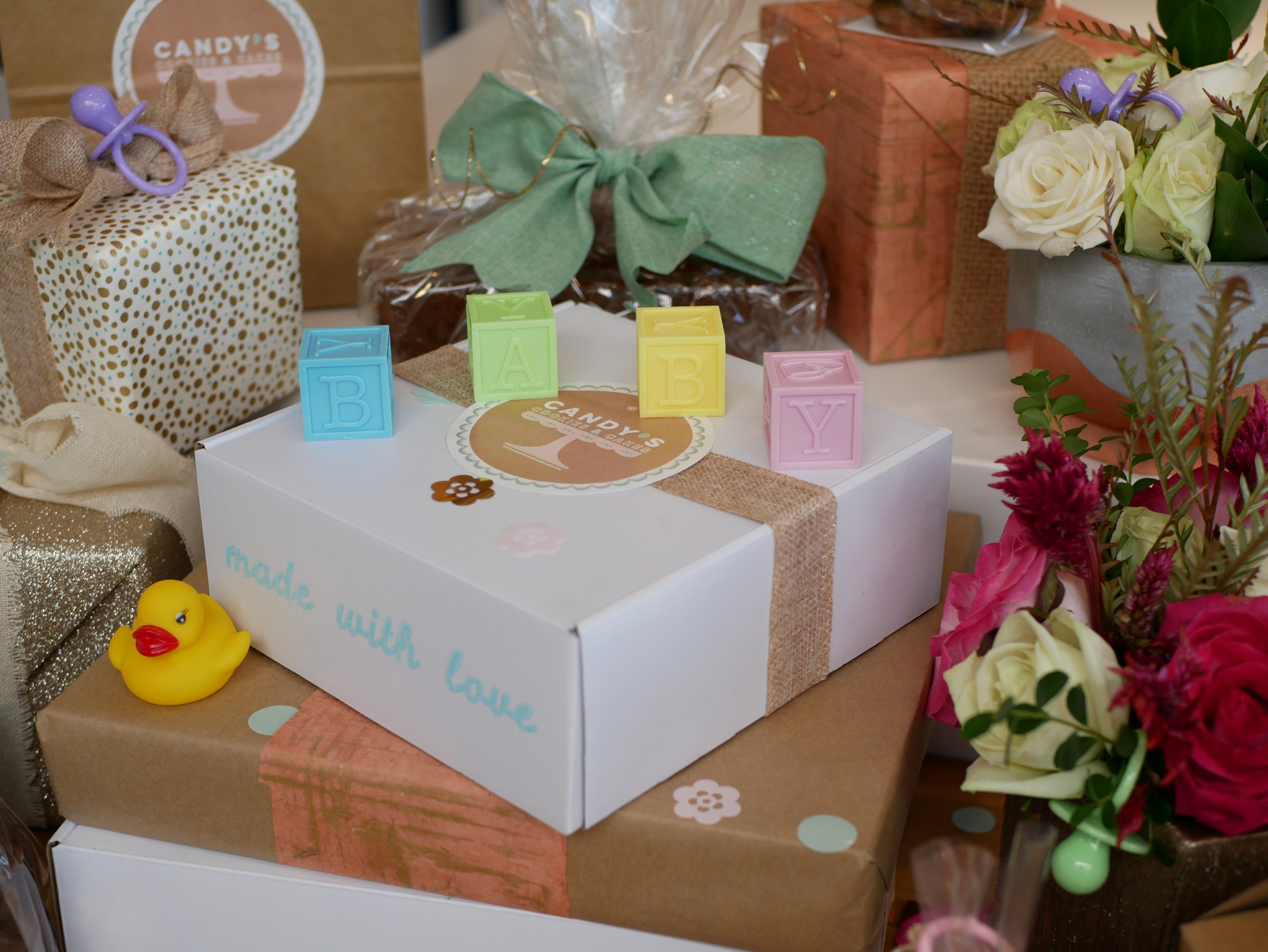 The cutest gifts for mom-to-be!