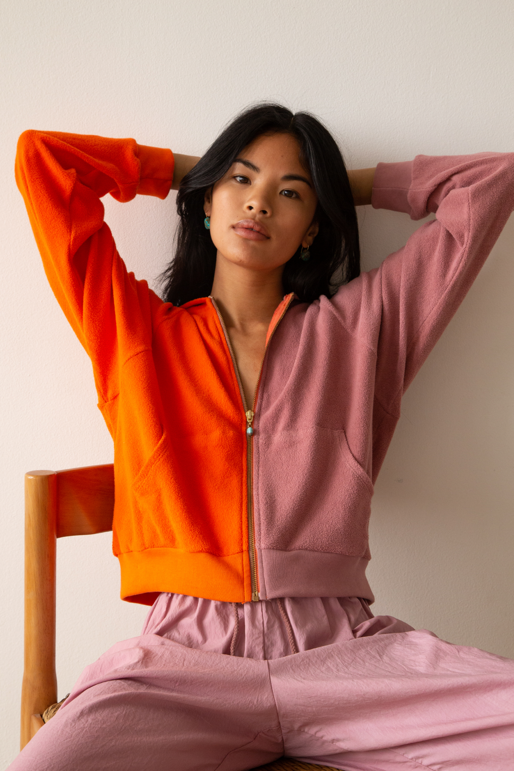donni-duo-zip-up-2.png
