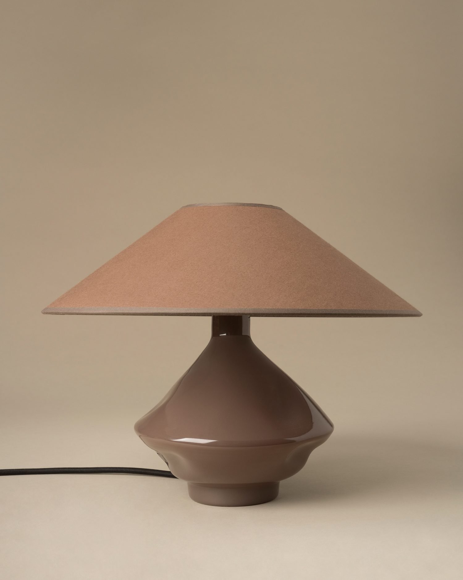 Los-Objectos_decorativos-lamp.jpeg