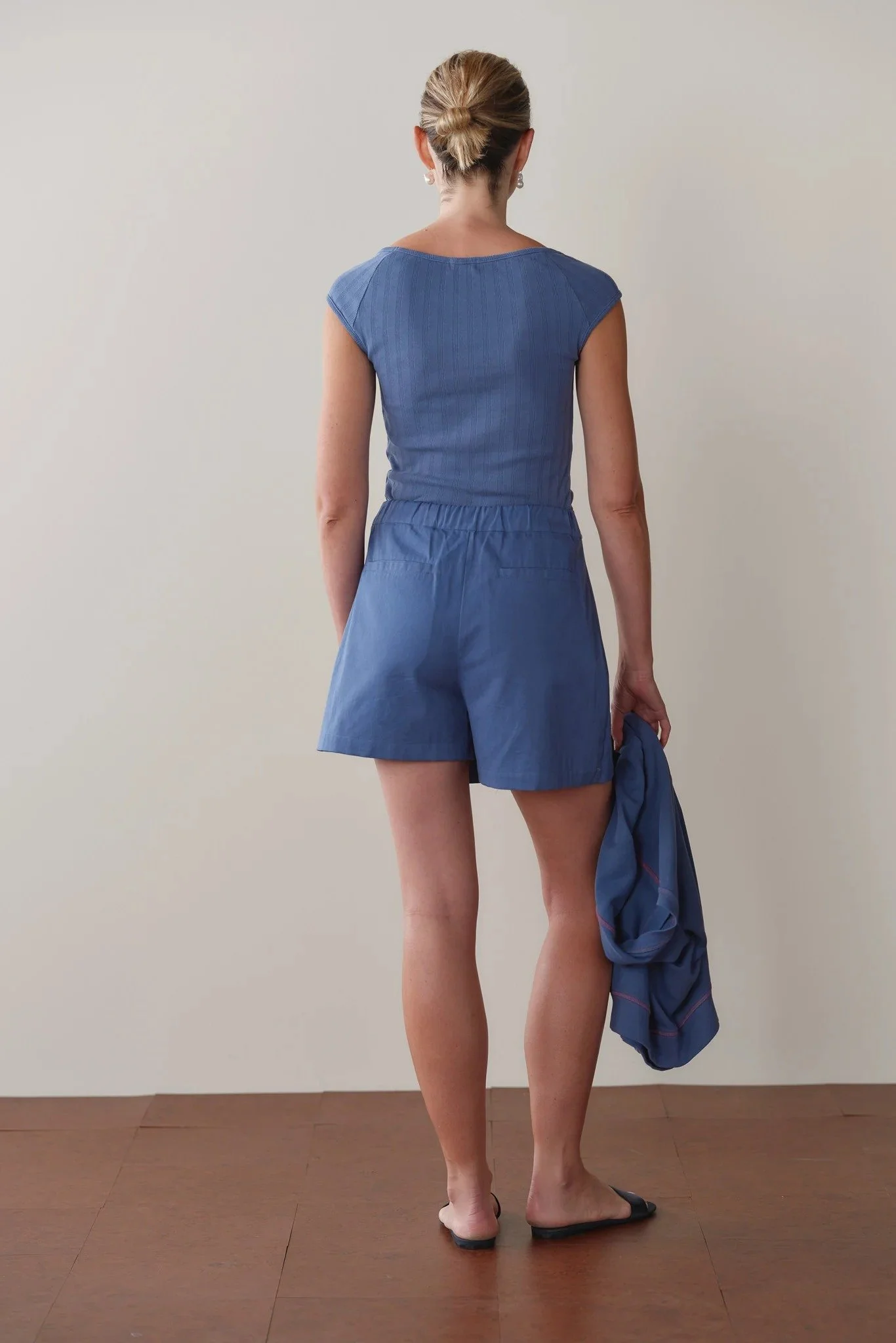 the-chino-skort_lapis_071.jpg