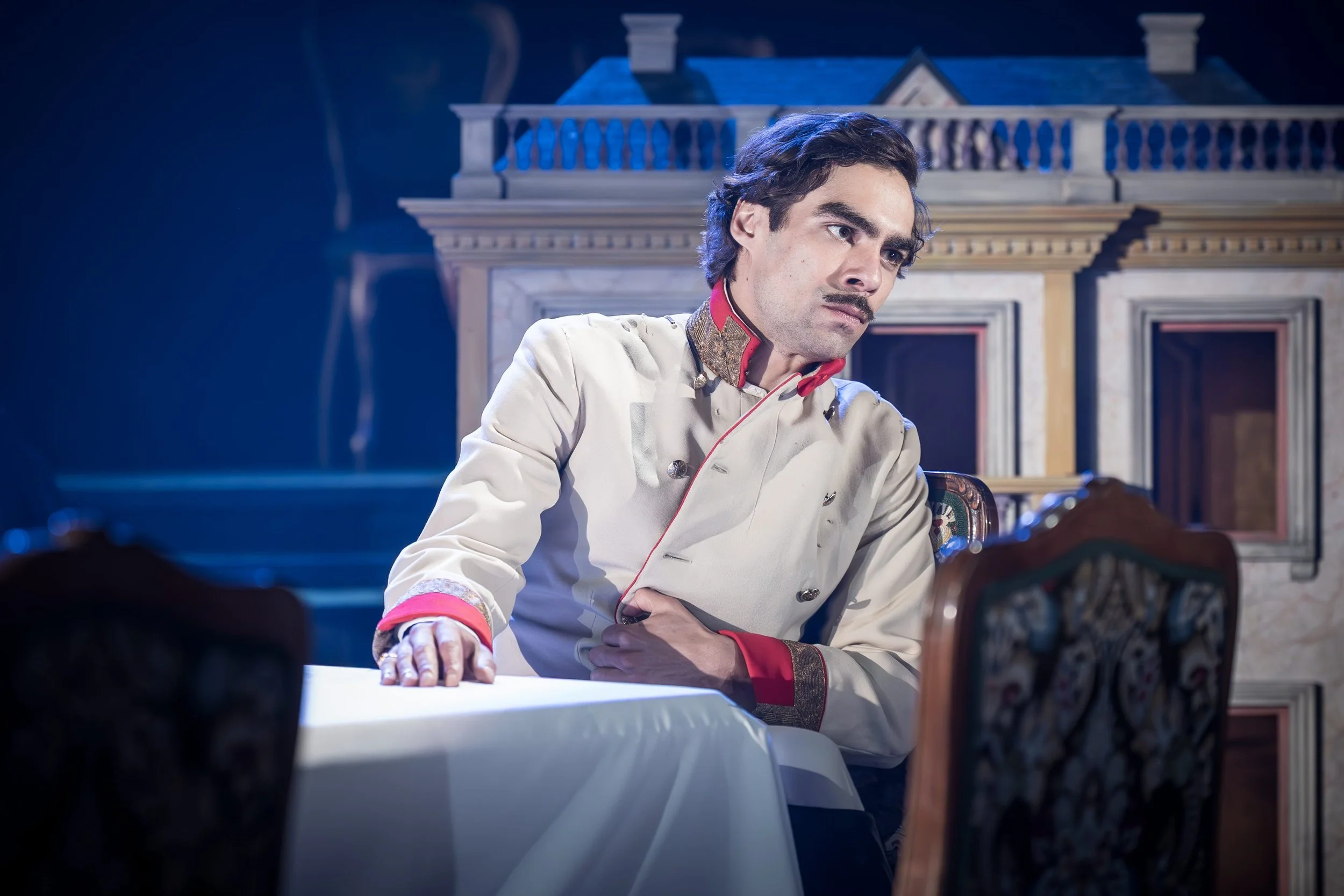 Seamus-Dillane-as-Vronsky-in-Anna-Karenina-at-Chichester-Festival-Theatre-Photo-Marc-Brenner-01076.jpg