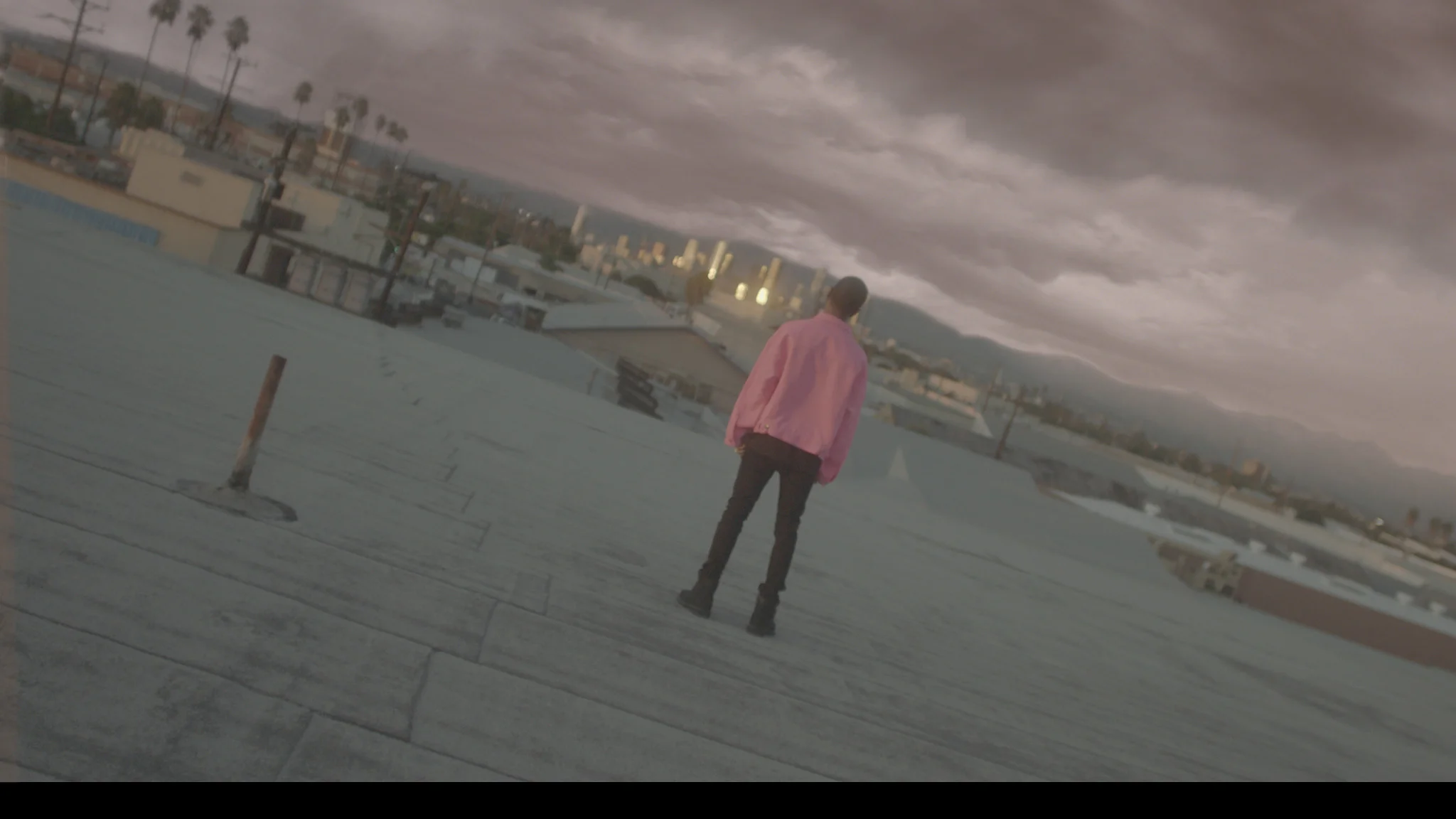 The look of the video called for a red sky. This was a tricky balance to strike between the color the client wanted and having the sky still look real, but we eventually found a spot that satisfied everyone.