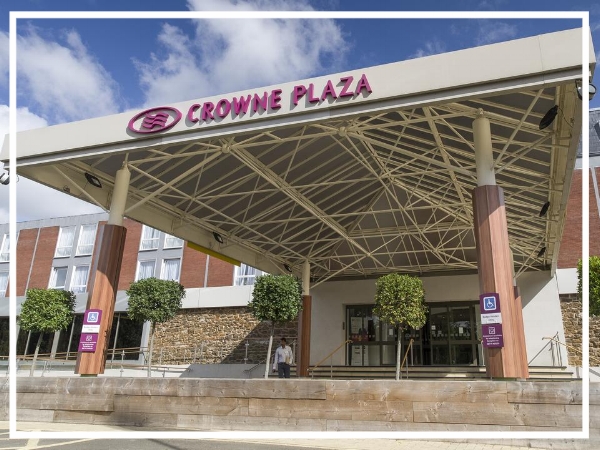 Crowne Plaza Stratford upon Avon.jpg