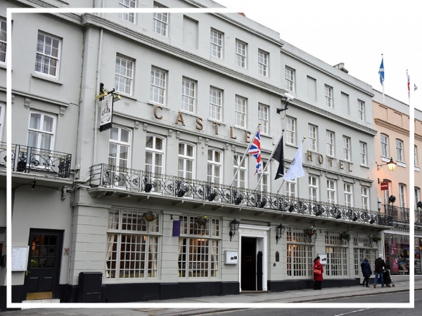 Castle Hotel Windsor.jpg