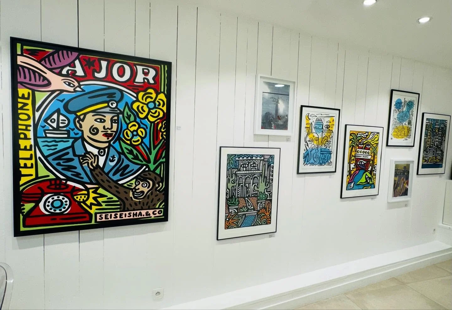 Les papiers de @mascarade_artist sont à l’honneur à la galerie, en association avec des pièces uniques de Tony SOULIÉ sur New York. 
2 artistes très ouverts sur le monde, qui s’inspirent beaucoup de l&rs