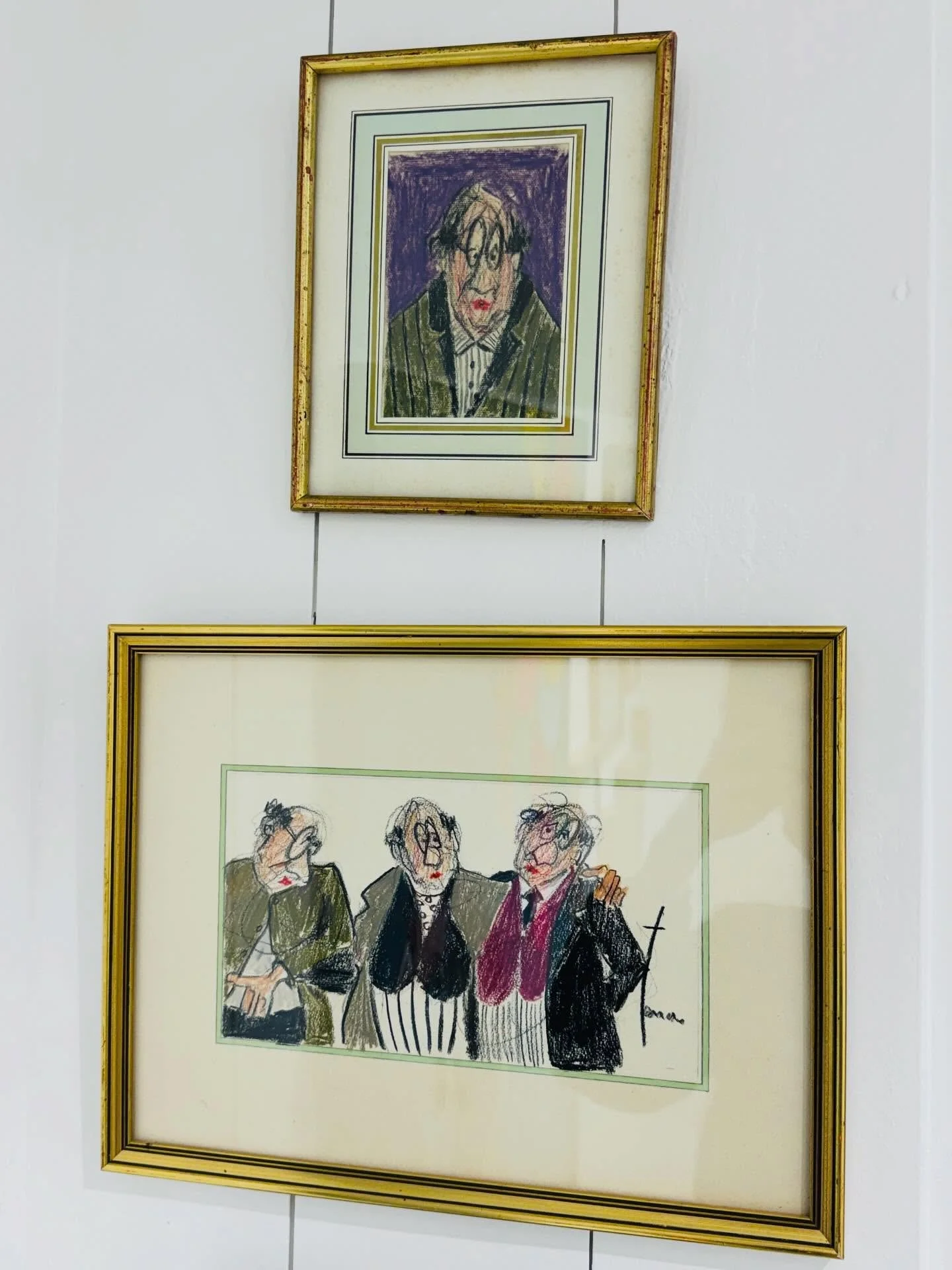 @beatrice_terra_art est une artiste qui s&rsquo;autorise &agrave; explorer ses id&eacute;es, ses lubies, ses envies, en dehors sur cadre traditionnel de la toile.
Chineuse inv&eacute;t&eacute;r&eacute;, elle nous livre pour ces vacances une petite s&