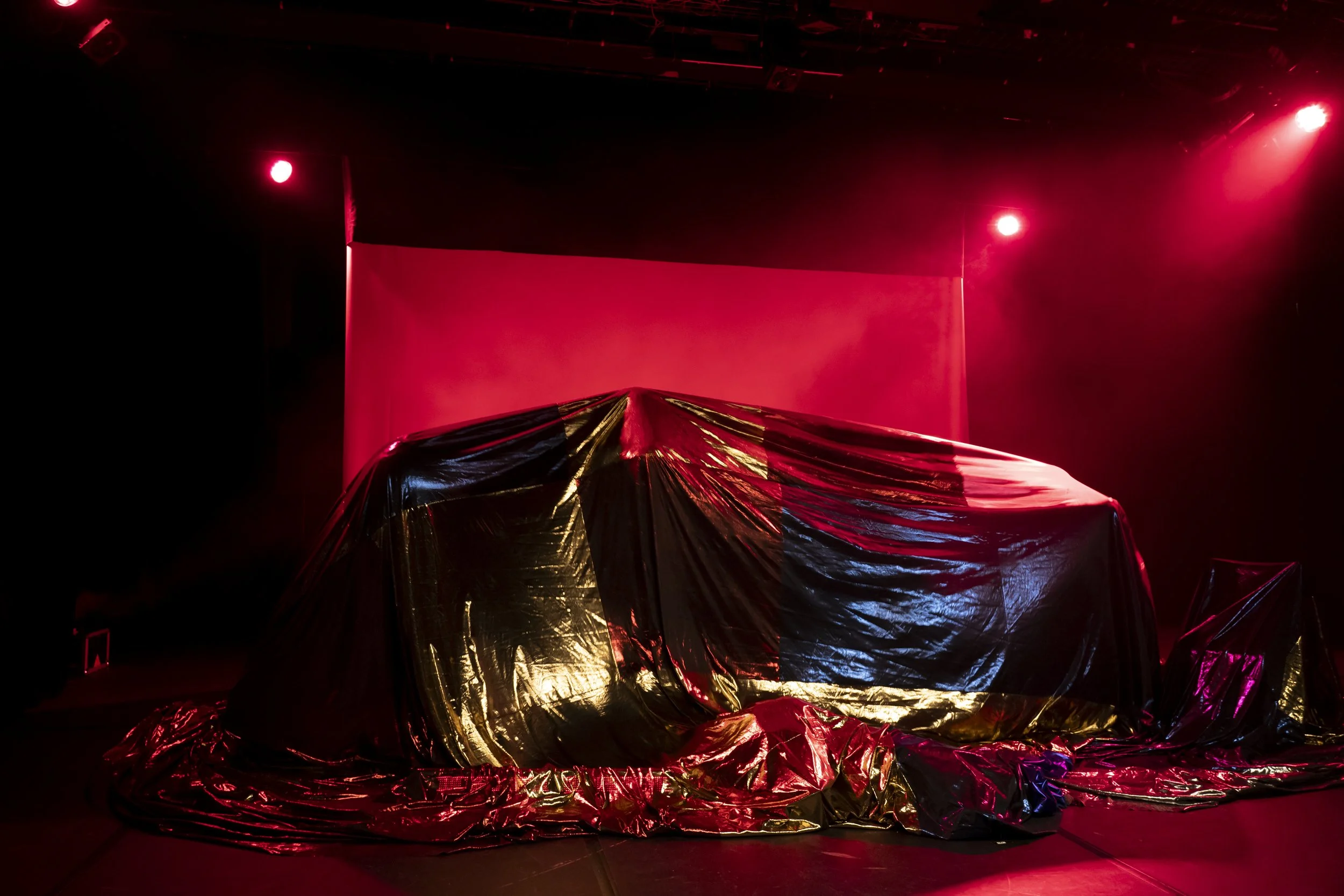 © ARI BAFALOUKA(7).jpg