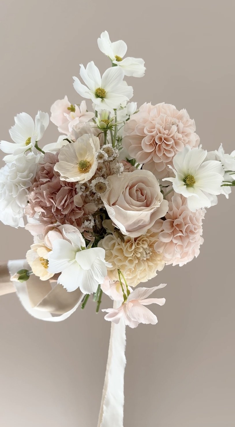 Holland Park Pink/Peach Wedding Bouquet
