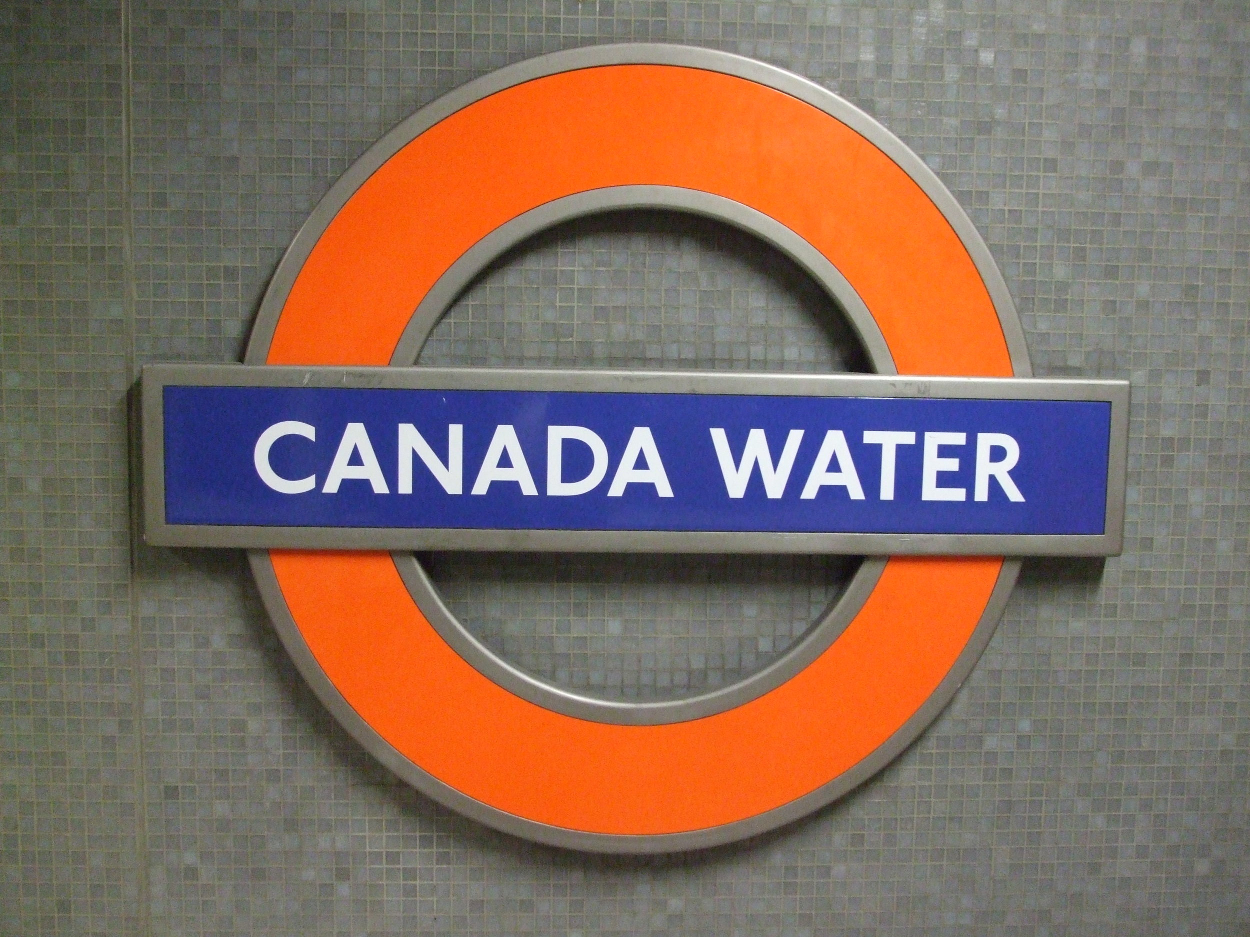 Canada Water Tube Sign.jpg