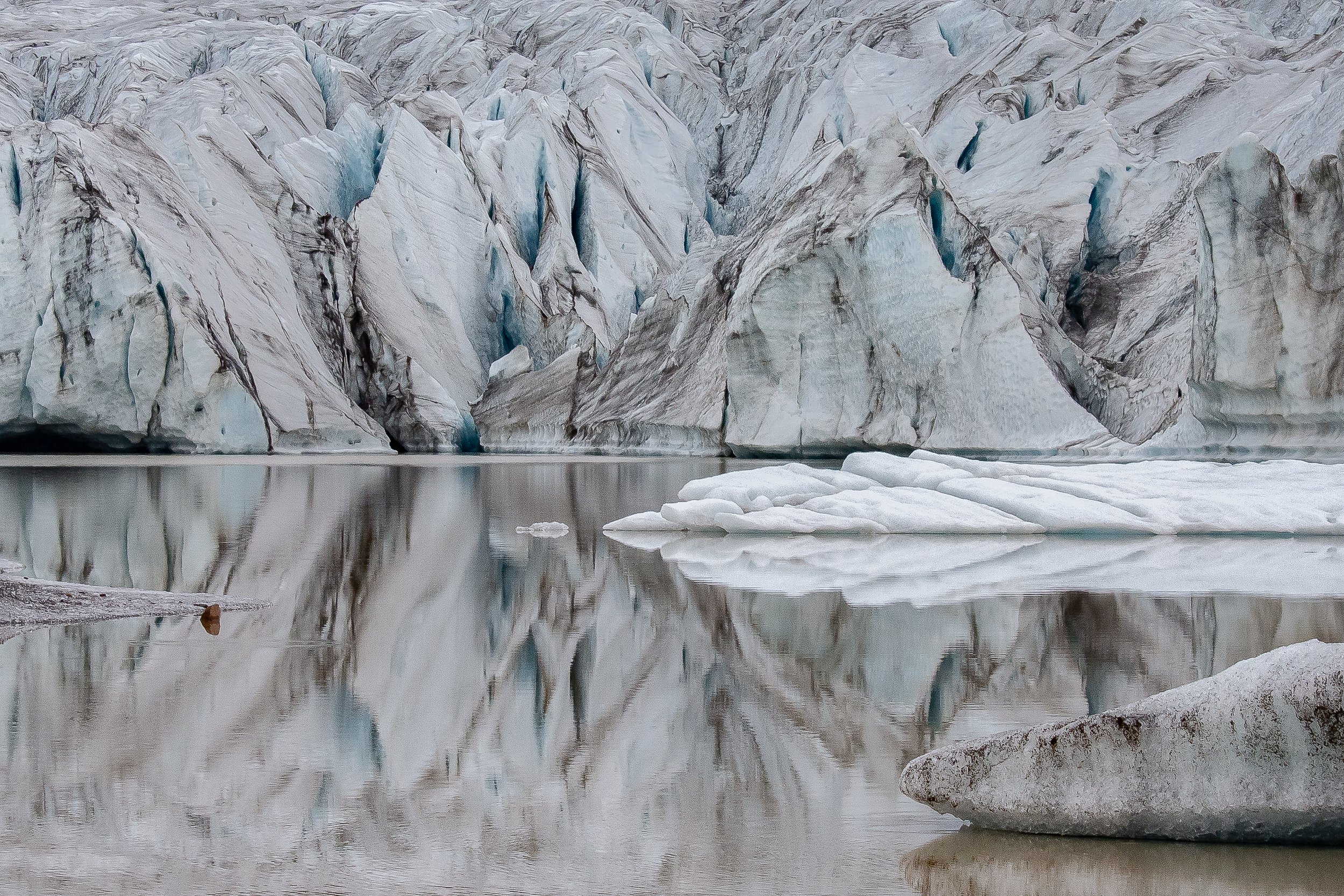 Reflecting on the Glacier Situation - RU