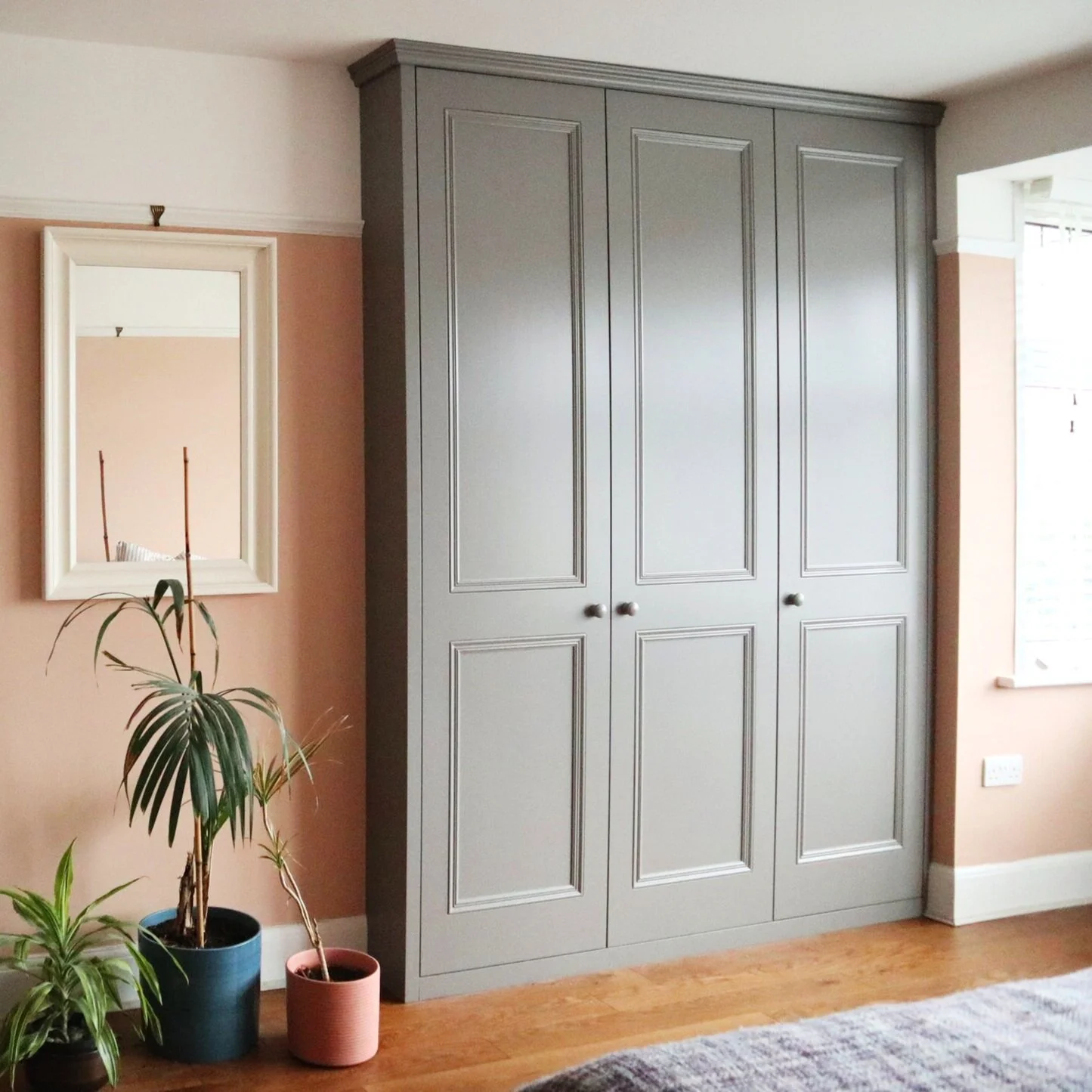 Bespoke not broke – why fitted furniture is the way to go!