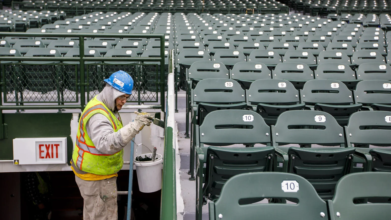 chi-wrigley0406-ct0065049817-20180406.jpg