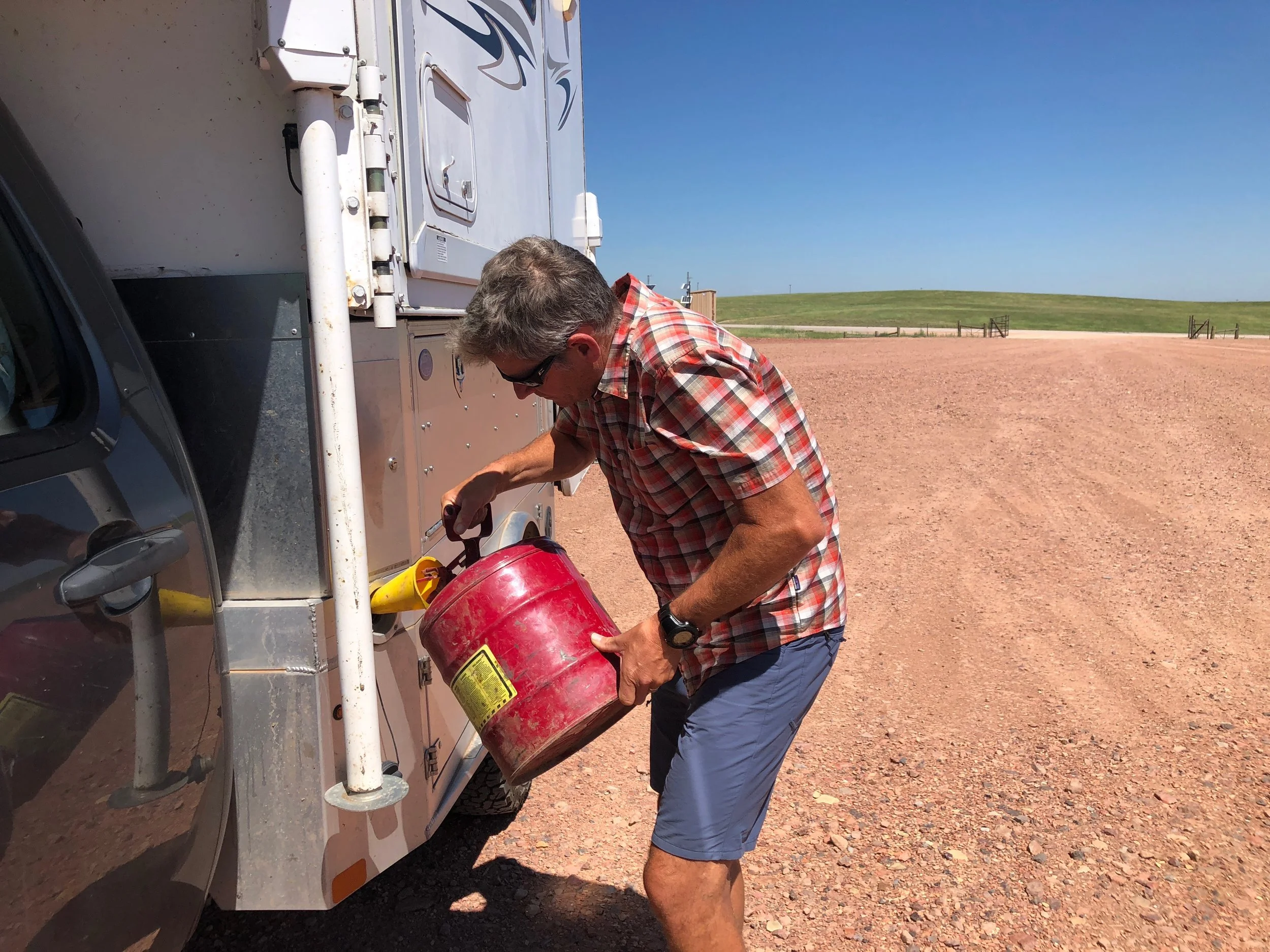 Topping up to make it to Wright, WY for gas!