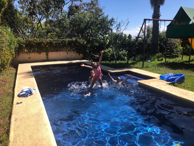 The pool! That’s Isla in the air!
