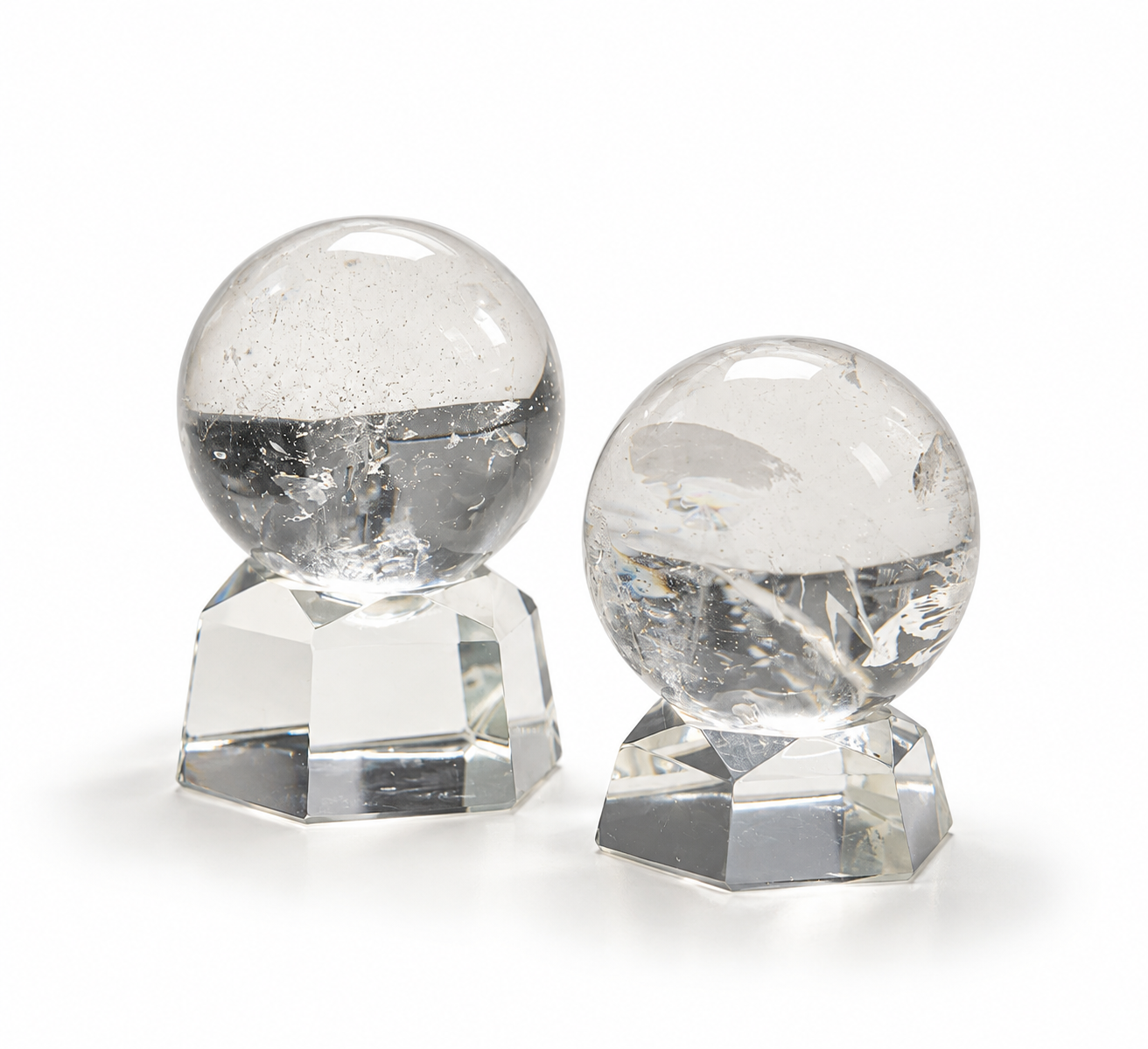 CRYSTAL SPHERE STAND