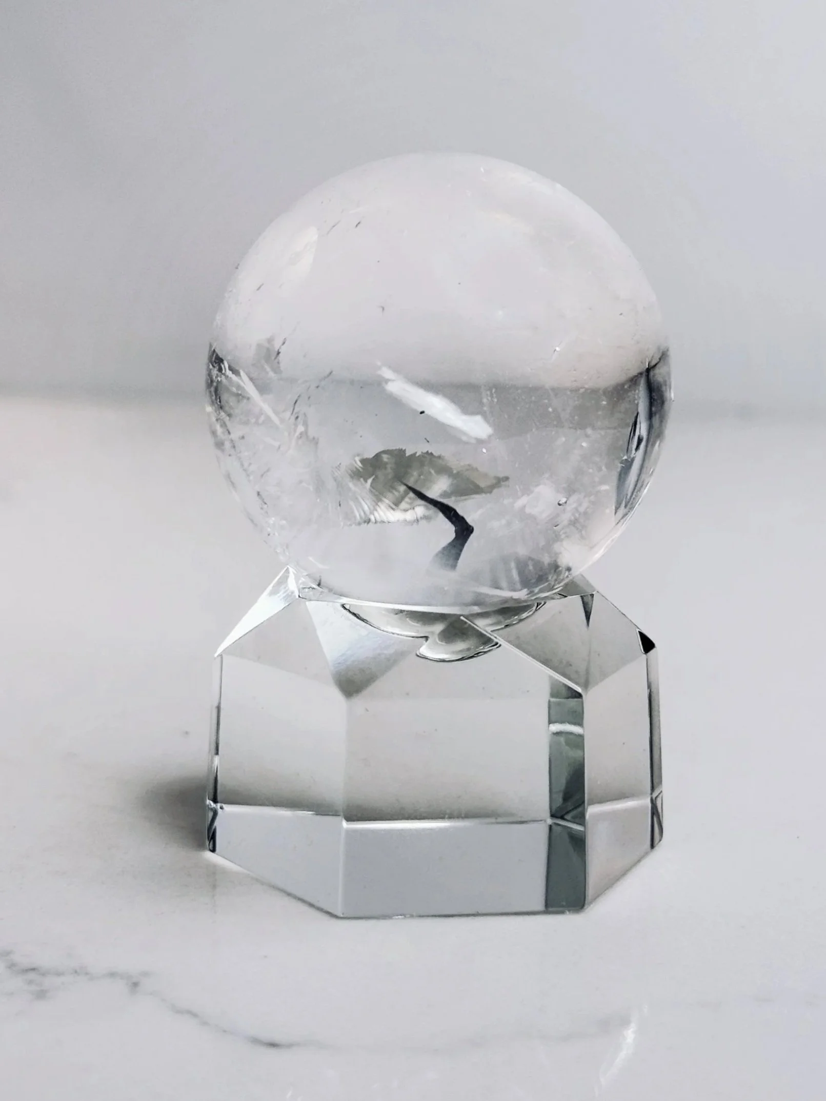 CLEAR QUARTZ SPHERE