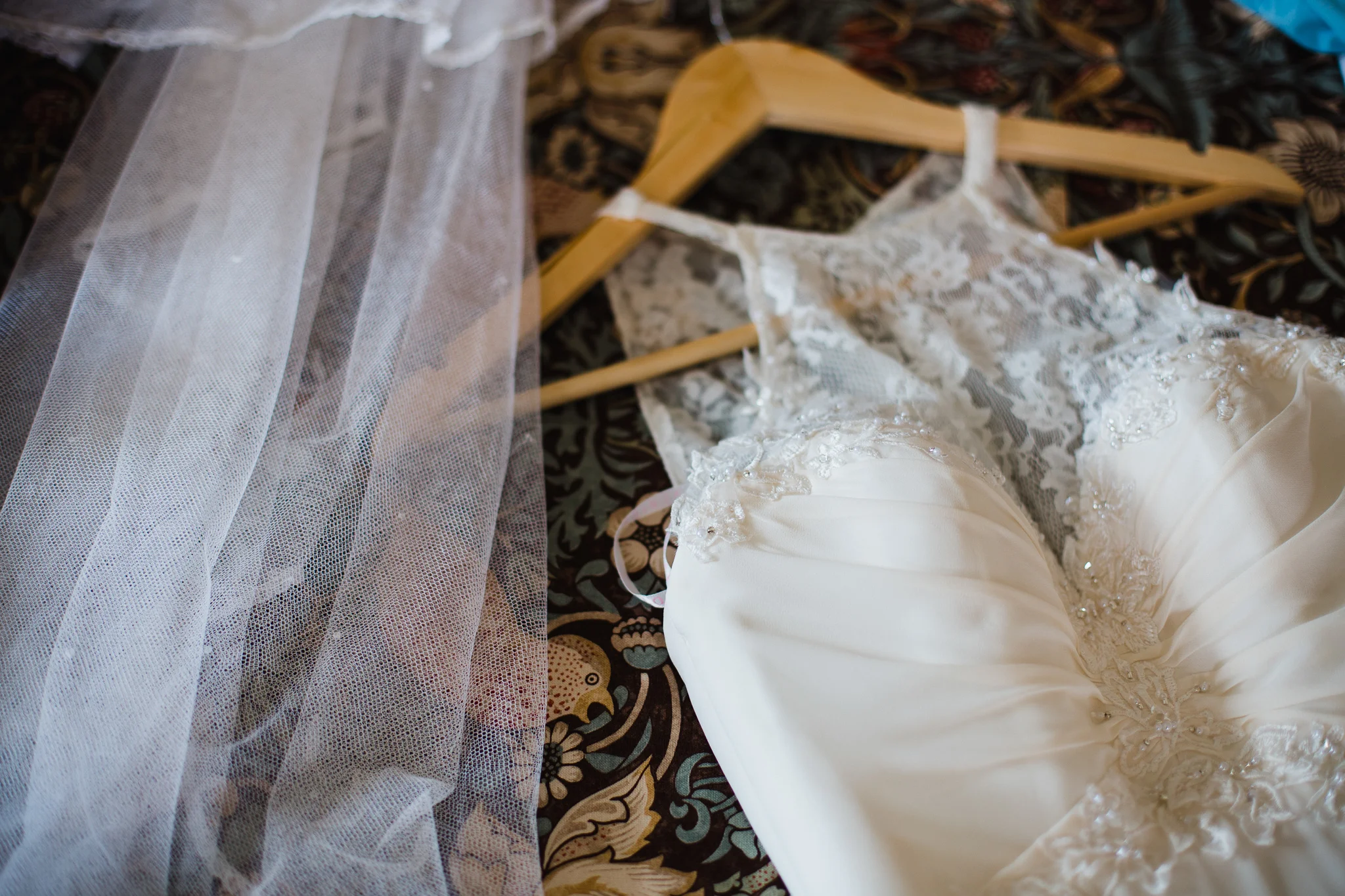 dress and veil details