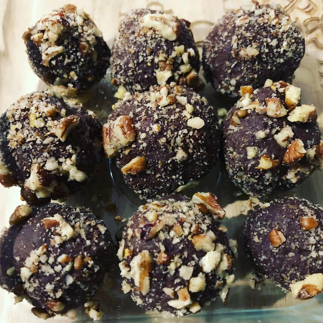 Pecan Crusted Truffles