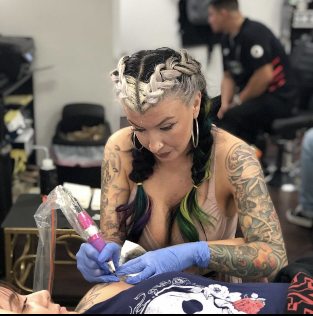 Tattoo shops to reopen in Kern County