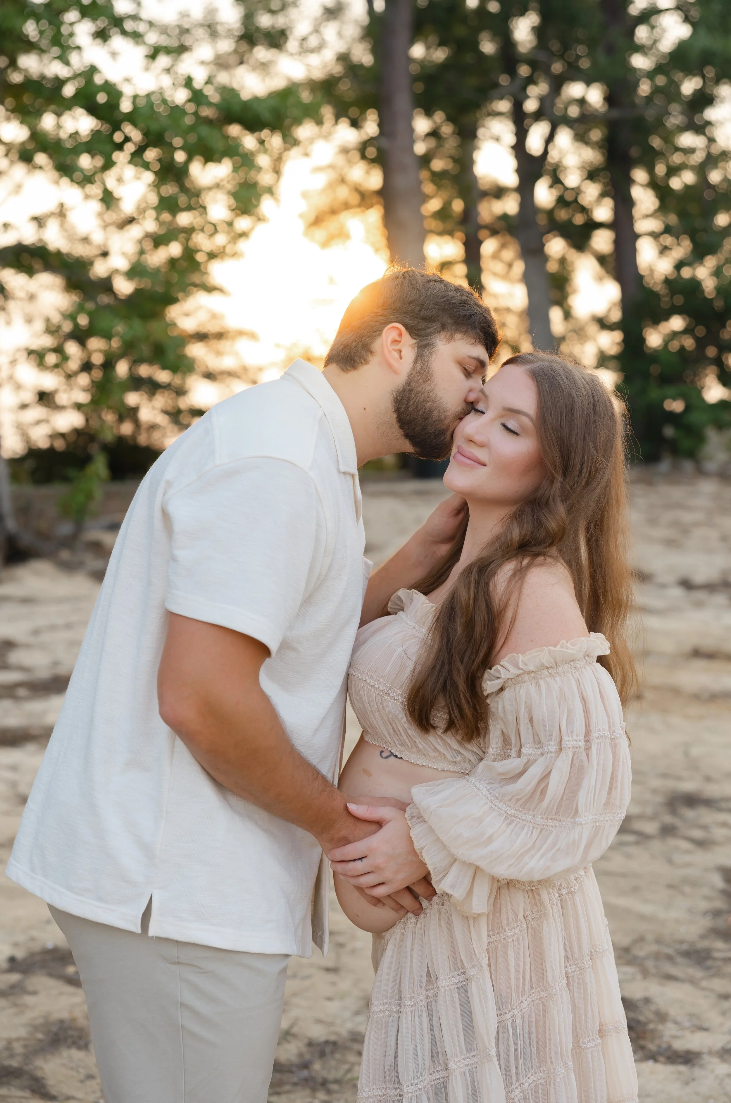 Dreamy Lakeside Maternity Session in Appling, Georgia | Augusta Maternity Photographer
