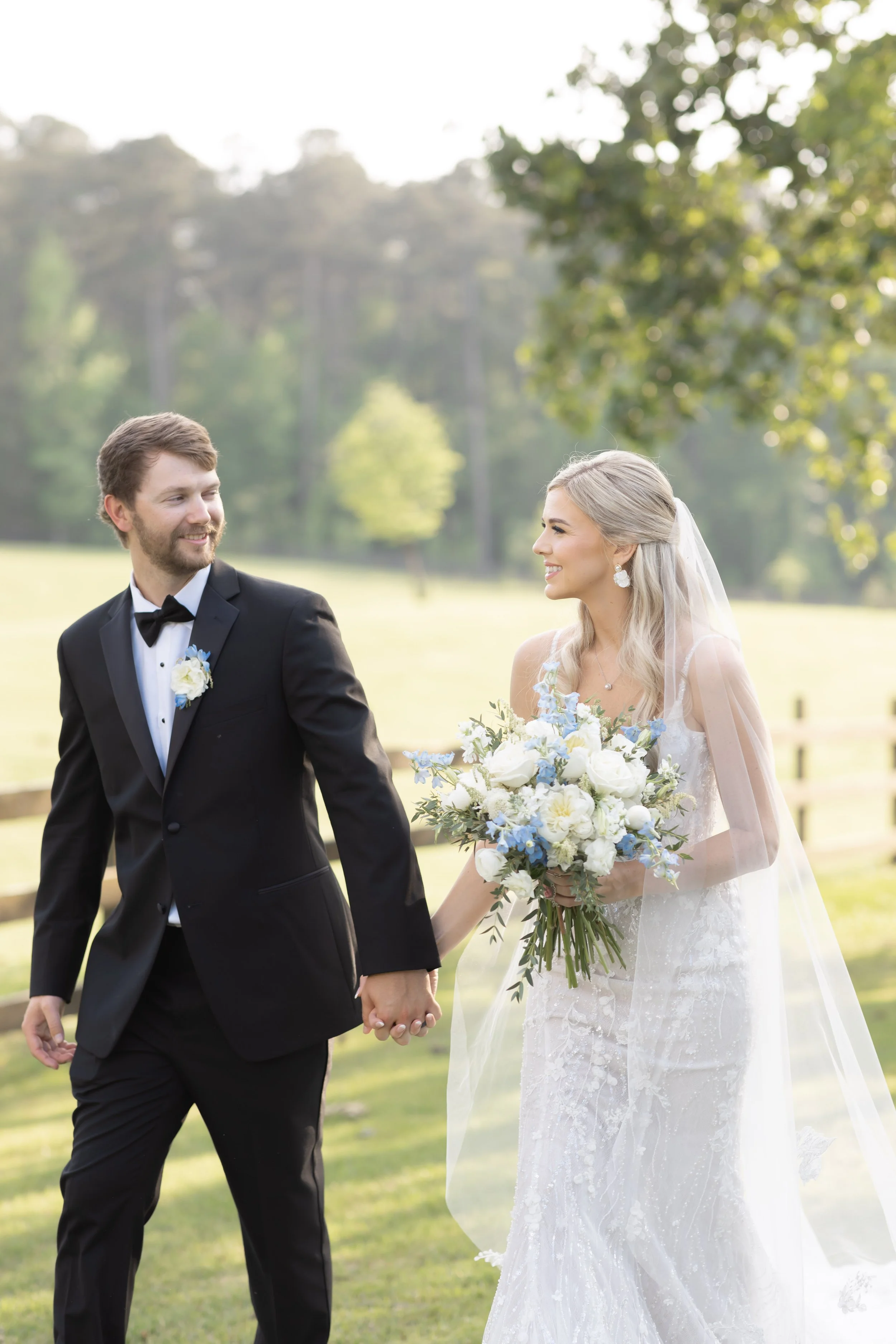 bride and groom at pine knoll farms in augusta ga