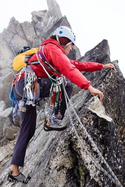 Samantha leading out on the final pitch on Dorado Needle.