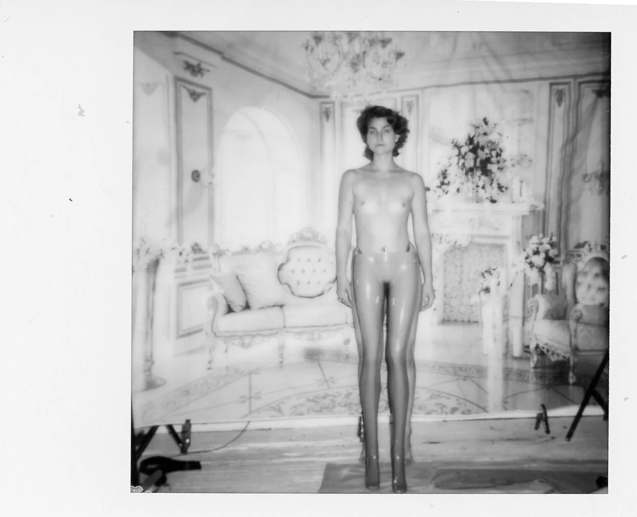2019170919_POLAROID_BW_STUDIO_02__.jpg